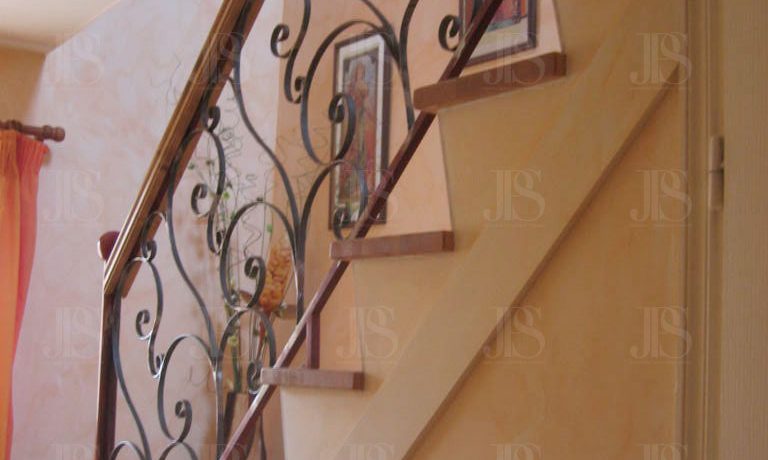 Rampe d'escalier Rampe d'escalier d'intérieur métallique, JPS serrurier