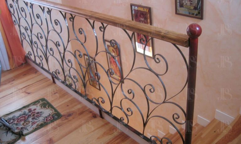 Balustrade d'escalier en métal Balustrade d'escalier métallique, JPS serrurier