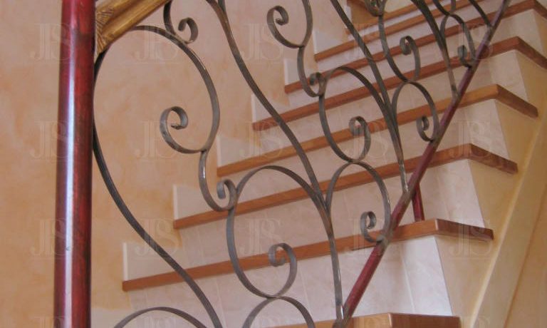 Rampe d'escalier rampe d'escalier métallique sur mesure à motif, JPS serrurier
