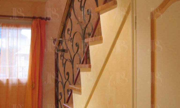 Rampe d'escalier rampe d'escalier métallique à motif sur mesure, JPS serrurier