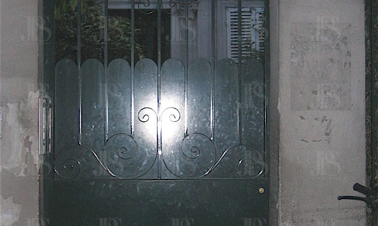 Portail en métal Portail en métal vert foncé JPS serrurier, JPS serrurier