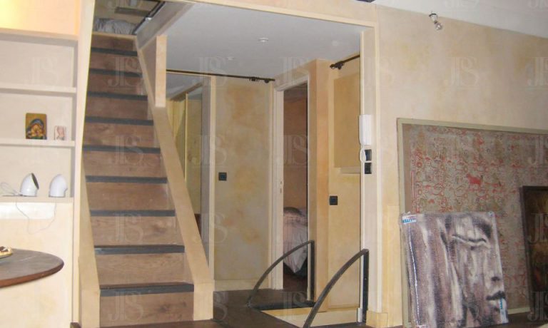 Balcon, escalier, rampe métallique sur mesure escalier d'intérieur, balcon d'intérieur, rampe d'escalier métallique sur mesure, JPS serrurier